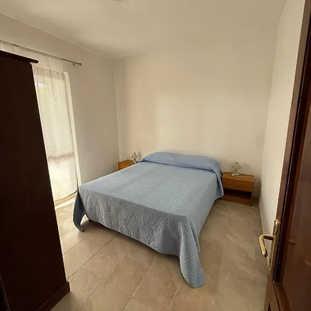 Brezza Marina Apartment- Garden * San Teodoro (Sardinia)