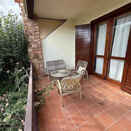Brezza Marina Apartment- Garden Apartamento *