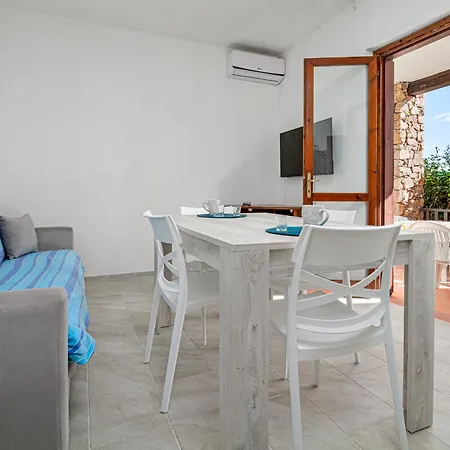 Lejlighed Brezza Marina Apartment- Garden San Teodoro (Sardinia)