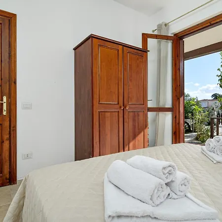 Lejlighed Brezza Marina Apartment- Garden *