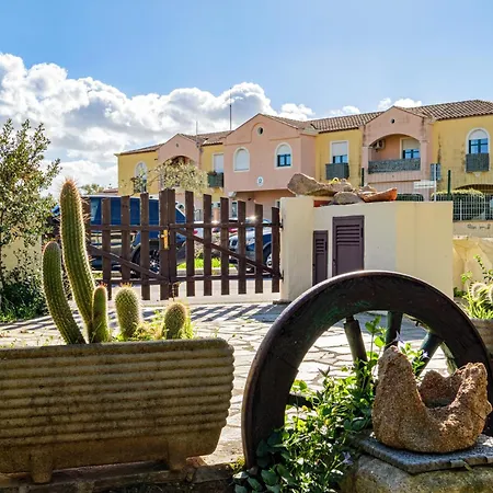 Lejlighed Brezza Marina Apartment- Garden San Teodoro (Sardinia)