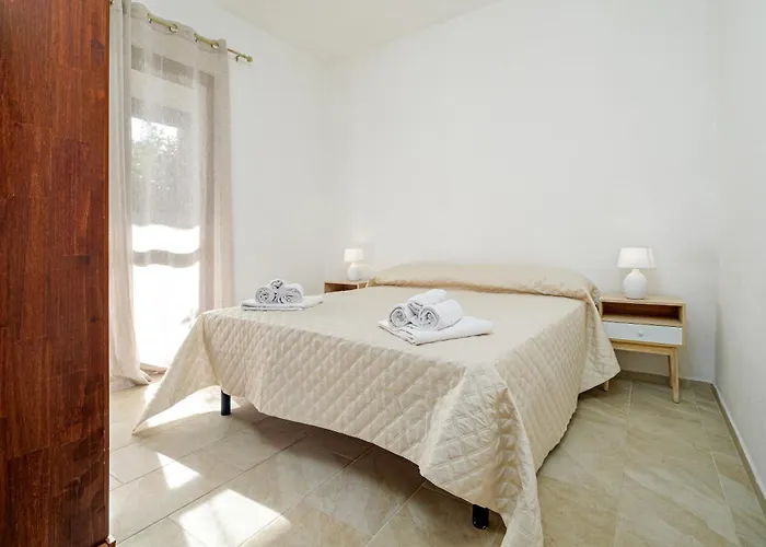 Brezza Marina Apartment- Garden Apartman *