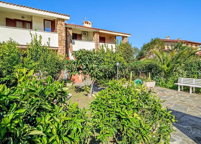 شقة Brezza Marina Apartment- Garden سان تيودورو